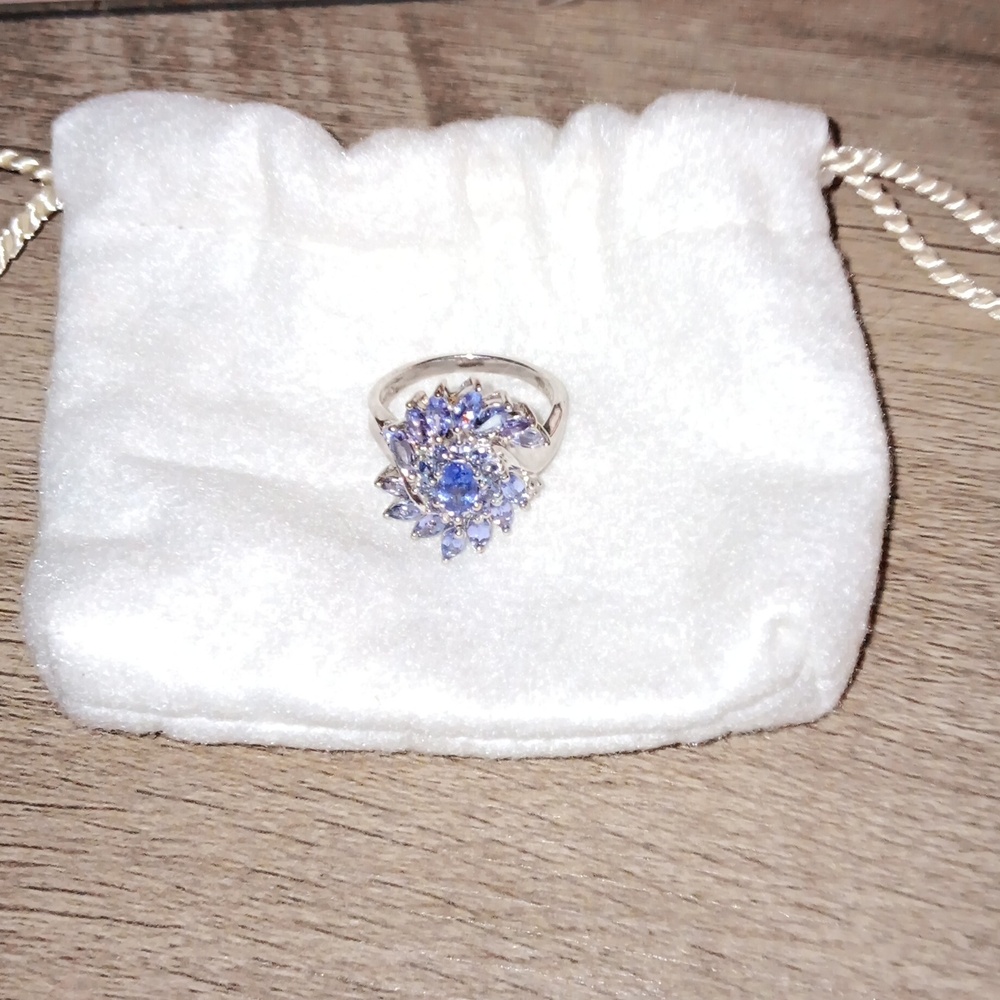 Stunning Designer JS 925 Sterling Silver Tanzanite Cluster Ring - Size 8 - Picture 3 of 9